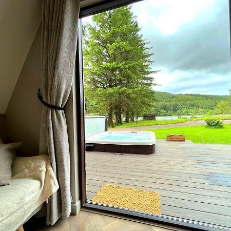 Bonnie Lodge-Lochside Location With Hot Tub Invergarry Eksteriør bilde