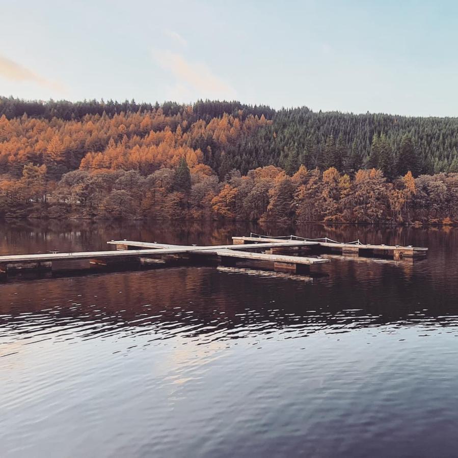Bonnie Lodge-Lochside Location With Hot Tub Invergarry Eksteriør bilde