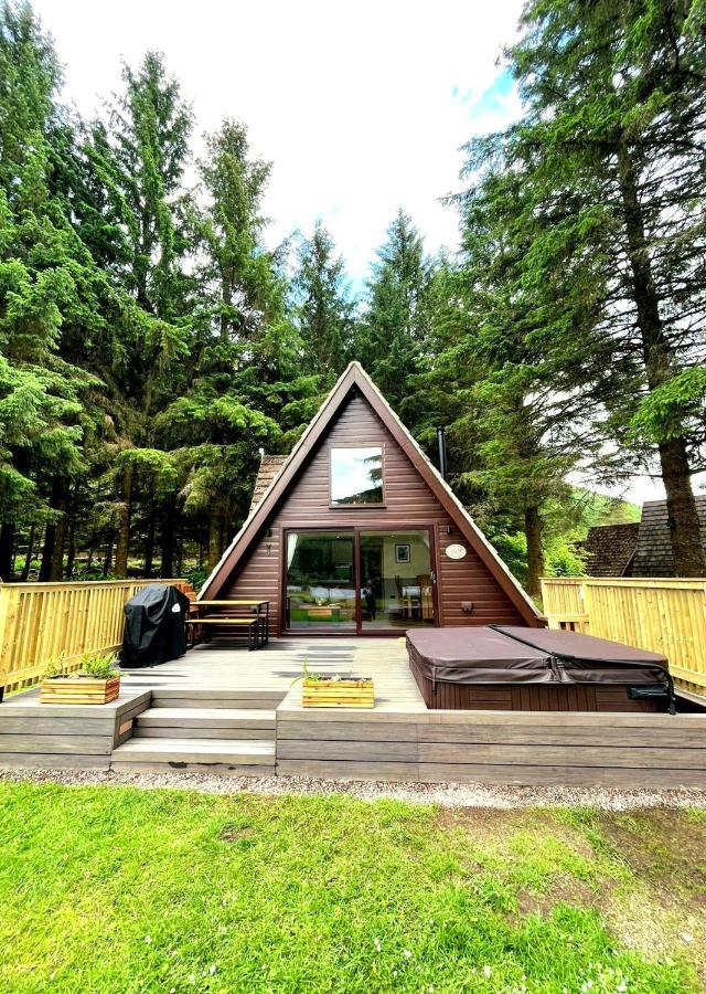 Bonnie Lodge-Lochside Location With Hot Tub Invergarry Eksteriør bilde