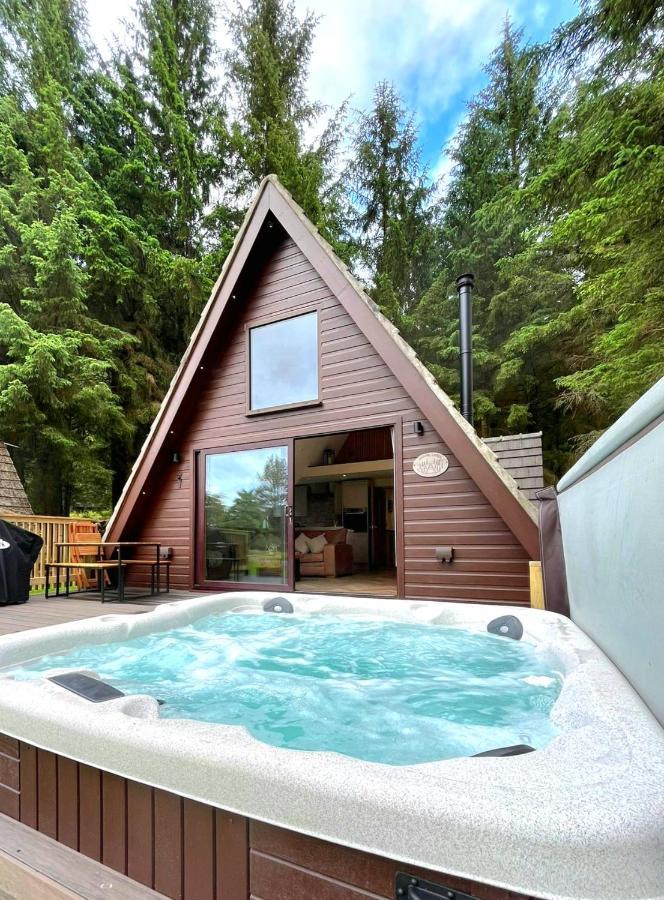 Bonnie Lodge-Lochside Location With Hot Tub Invergarry Eksteriør bilde